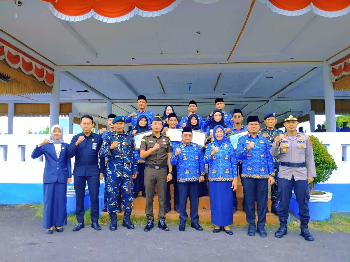 Bupati Majene Achmad Syukri pimpin upacara Harkitnas 2026 dan suarakan perlindungan anak di ruang digital lewat PP TUNAS.