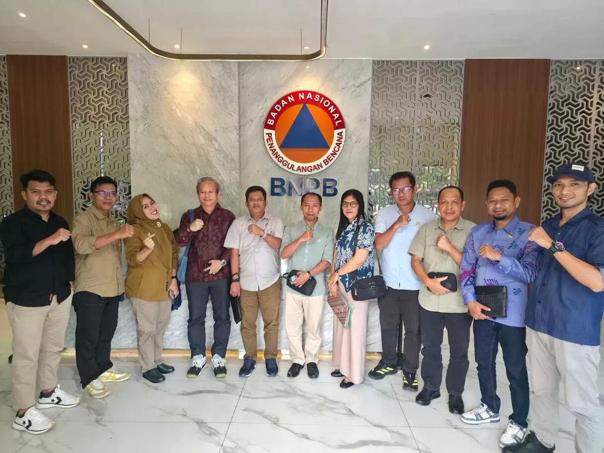 DPRD Parigi Moutong temui BNPB RI pascagempa M 6,7 dan banjir Juni 2026. Simak rincian dampak infrastruktur di Torue, Tolai, Balinggi, dan skema bantuan dana DSP.