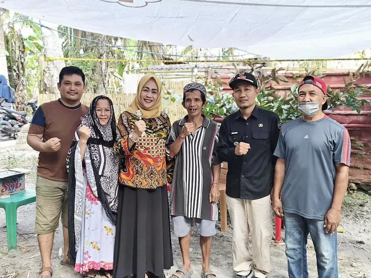Ketua BAZNAS dan Wakil Bupati Parigi Moutong bersinergi menyalurkan bantuan darurat serta memastikan pemulihan cepat bagi korban kebakaran.