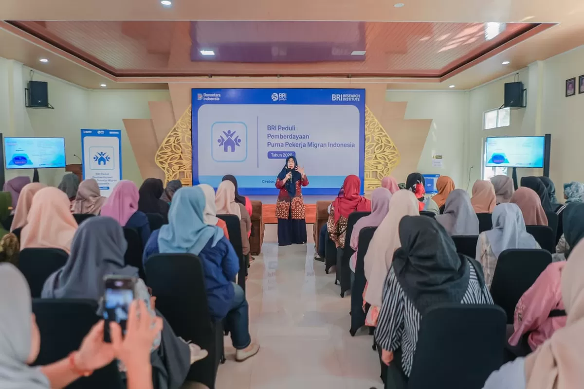 BRI Peduli meluncurkan program pemberdayaan kewirausahaan bagi purna Pekerja Migran Indonesia di Cirebon guna memacu kemandirian ekonomi.