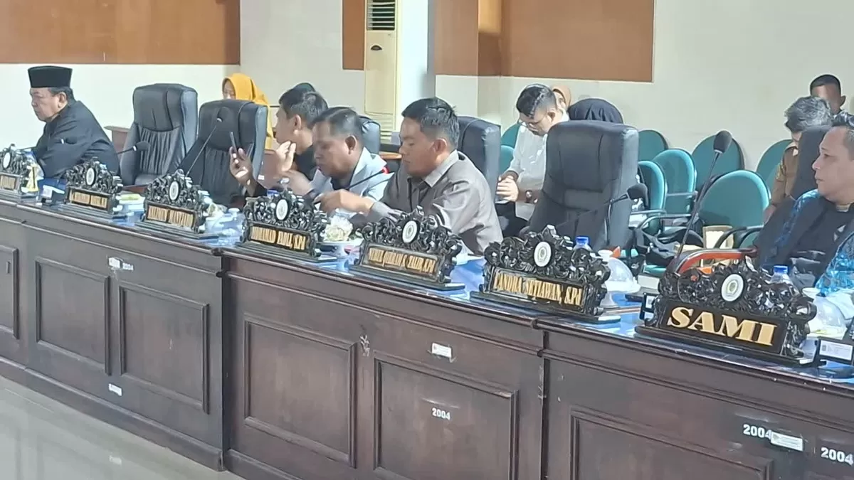 Anggota DPRD Parigi Moutong Mohammad Fadli mengkritik keras tata kelola dana CSR perusahaan yang tidak transparan dan mengusulkan pansus.