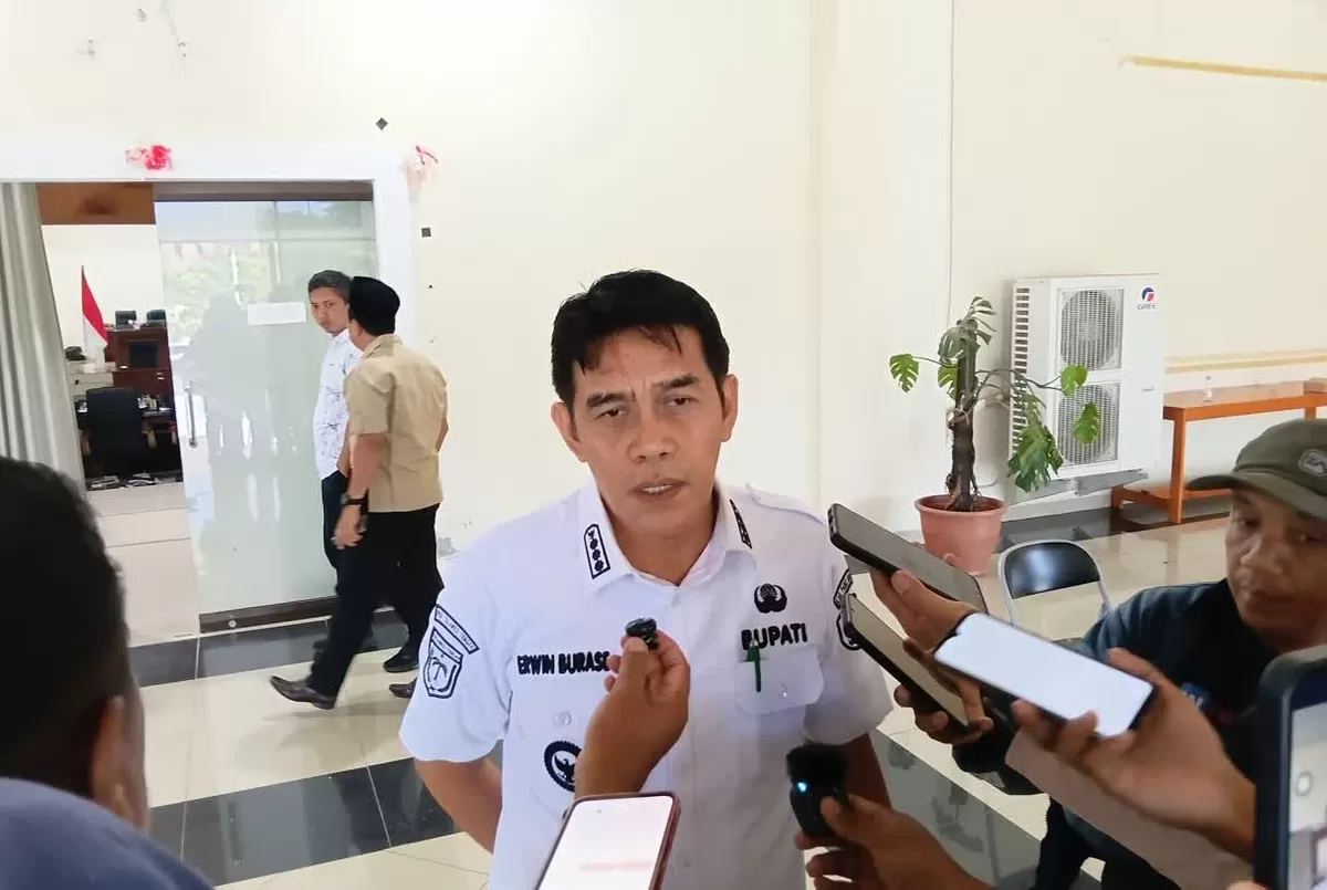 Pemda Parigi Moutong siapkan anggaran Rp60 miliar dari kurang salur DBH Kemenkeu untuk prioritaskan perbaikan jalan rusak dan penataan kota.