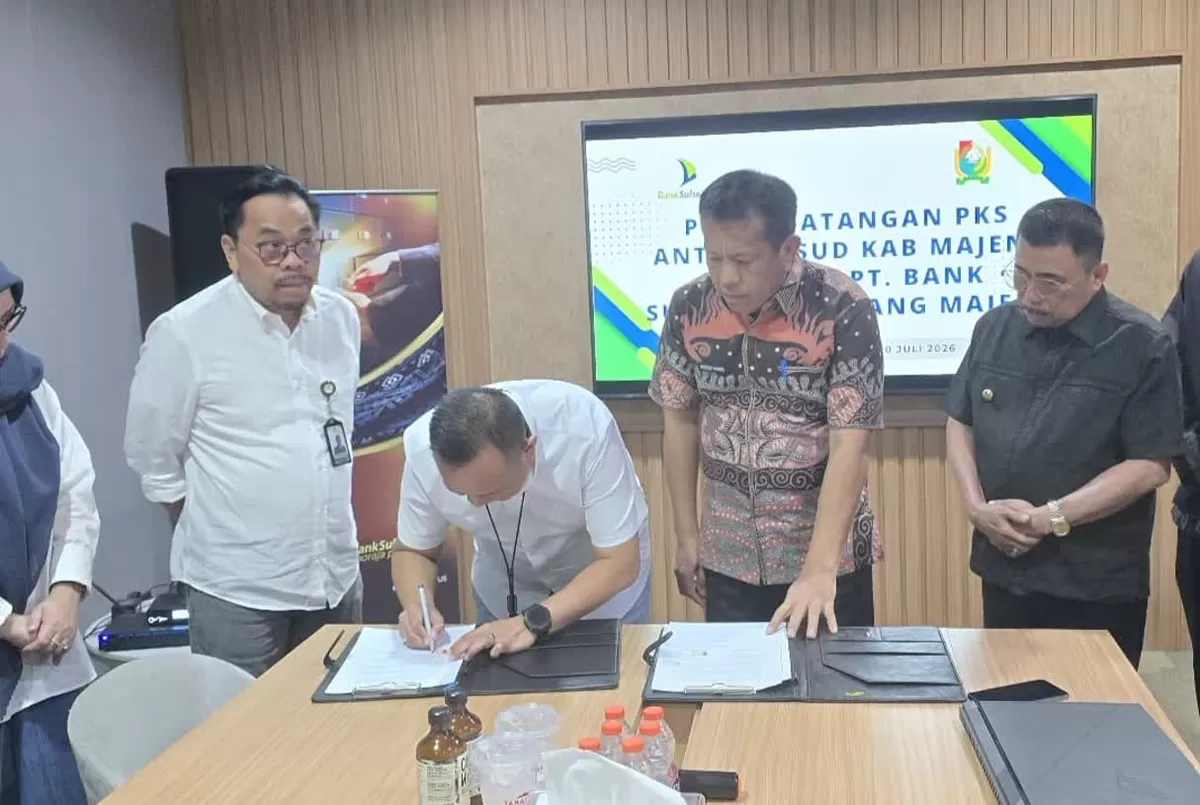 RSUD Majene memperpanjang kerja sama dengan Bank Sulselbar hingga 2029 demi mendorong transformasi digital dan transparansi layanan kesehatan.