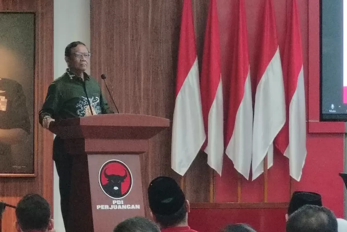 Mahfud MD sebut Indonesia kehilangan sukma hukum. Penegakan hukum progresif mendesak dilakukan demi menyelamatkan demokrasi dan masa depan bangsa.