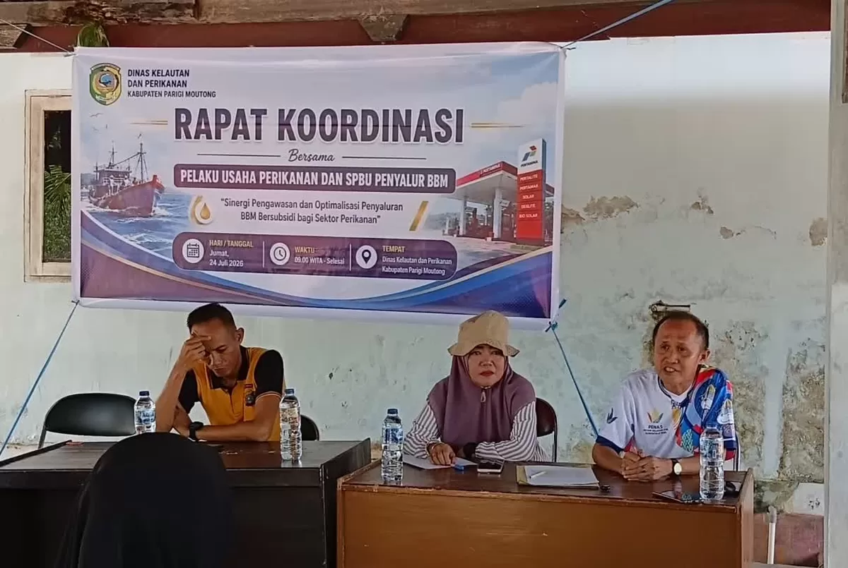 Dugaan penggandaan barcode solar subsidi nelayan terbongkar di Parigi Moutong. Kuota dipangkas oknum hingga nelayan gagal melaut.