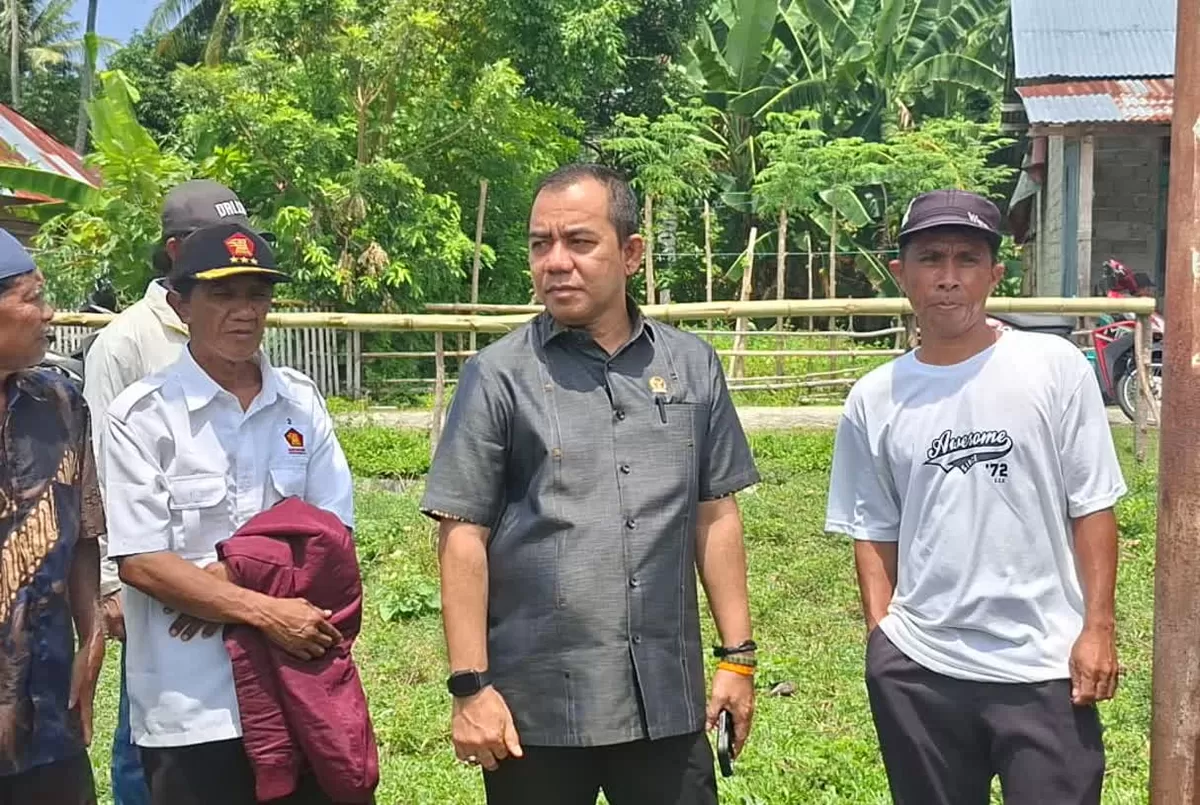 Faisan Lelo Badja memperjuangkan aspirasi petani Siniu Parigi Moutong yang membutuhkan irigasi serta bantuan alat pertanian pada Rabu, 5 Agustus 2026.