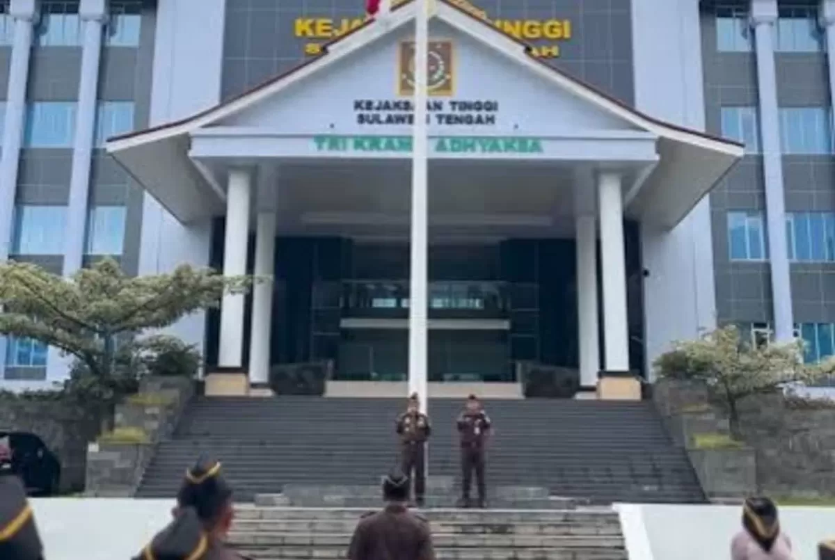 Kejati Sulteng menetapkan mantan Kepala Bapenda Donggala sebagai tersangka korupsi pajak tambang di Palu pada Jumat, 7 Agustus 2026.
