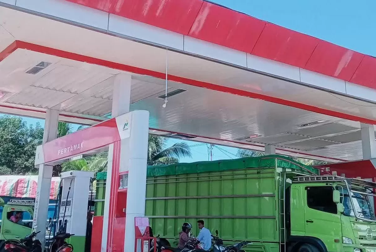 Solar bersubsidi dari SPBU Tinombo, Parigi Moutong, diduga mengalir ke tambang emas ilegal. Satreskrim janji usut tuntas dugaan ini.