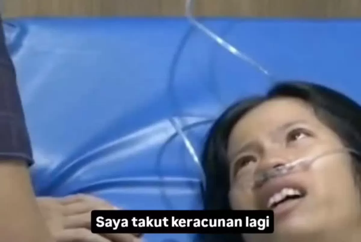 Siswi korban keracunan MBG di Karo menangis histeris menolak makan lagi saat Kepala BGN Sudaryono meninjau korban di rumah sakit pada Minggu 16 Agustus 2026.