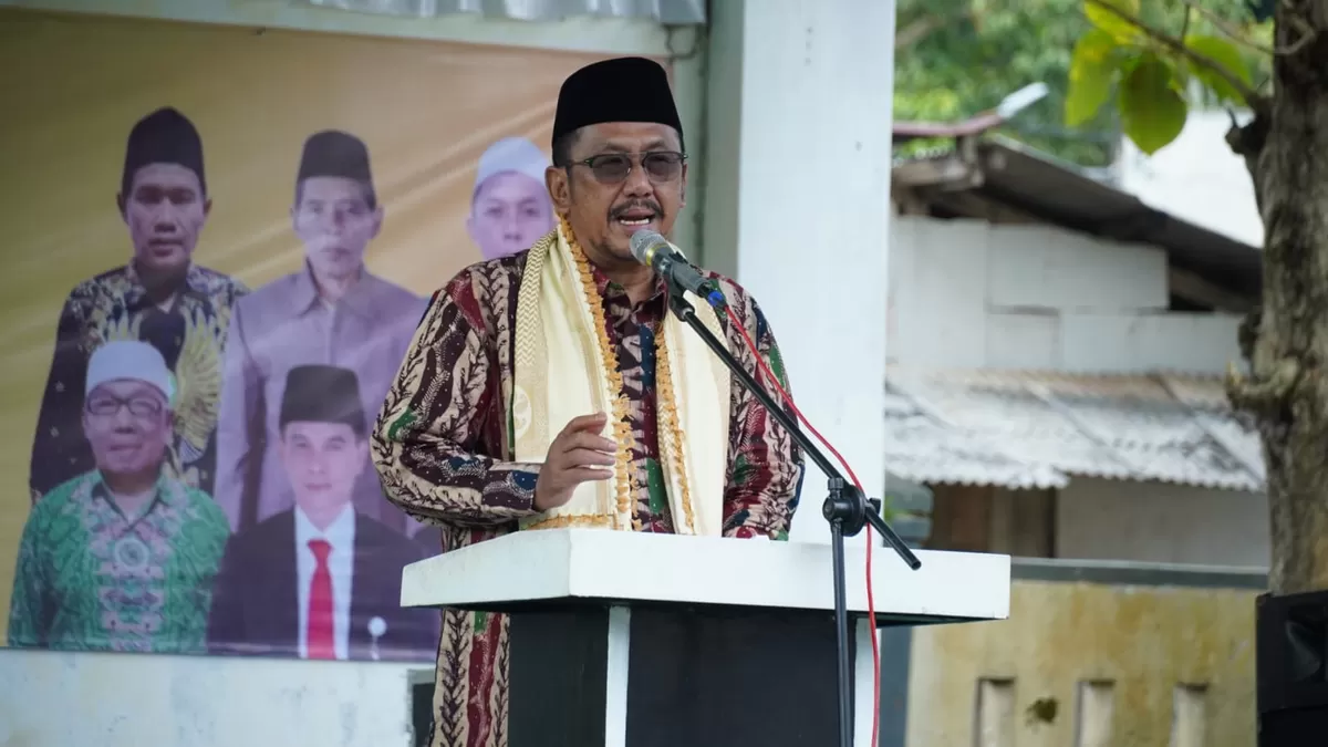 Bupati Sukabumi Asep Japar