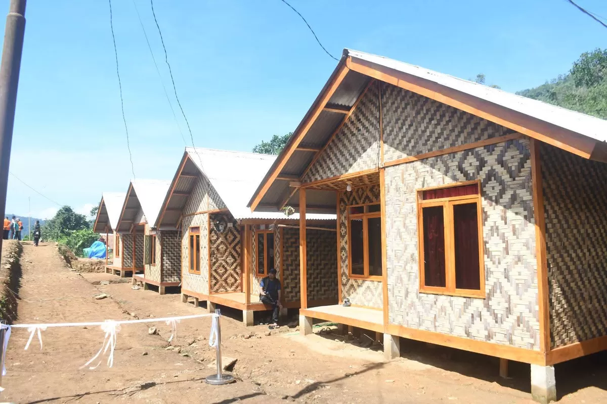 Deretan Hunian tetap tahan gempa di Desa Sukarame, Kecamatan Cisolok (Anugrah)
