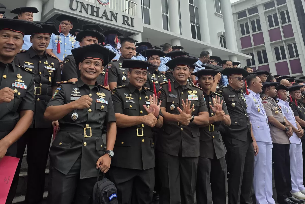 Sebanyak 466 orang wisudawan resmi dikukuhkan dalam Sidang Senat Terbuka Wisuda Program Sarjana, Magister, dan Doktor Universitas Pertahanan Republik Indonesia. Foto istimewa pandhalungan