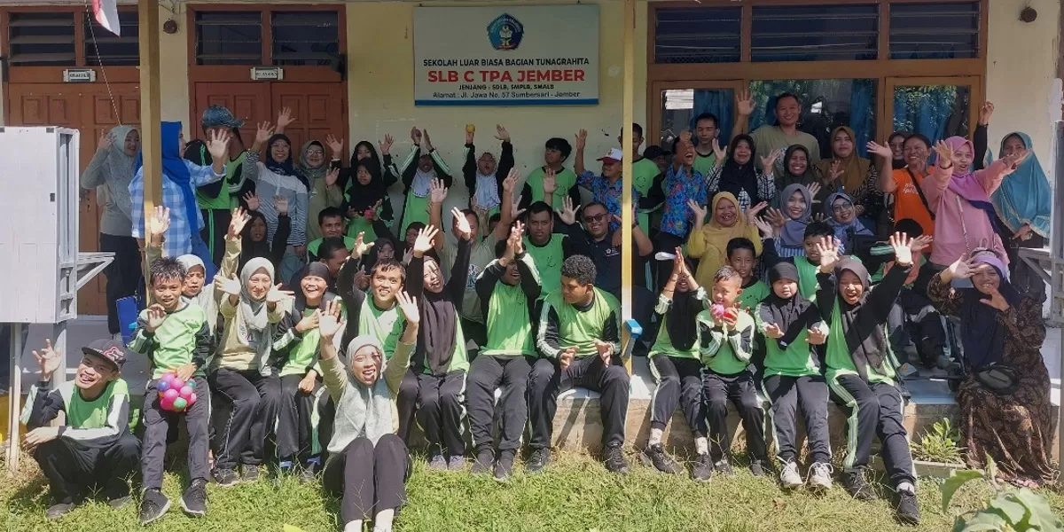 Ratusan siswa lintas jenjang, mulai dari SDLB, SMLLB, hingga SMALB di bawah naungan Yayasan Taman Pendidikan dan Asuhan (TPA) SLB . Foto istimewa