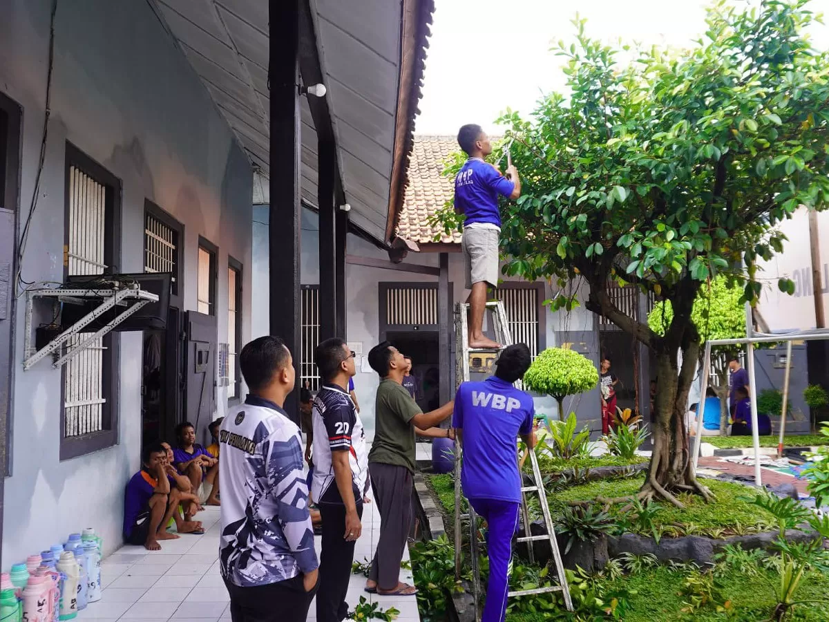 Kegiatan Bakti sosial di Rutan Pemalang (Ragil) 