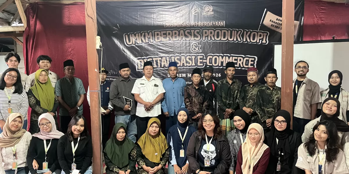 Tim KKN UM 2026 Kelompok Sekarsa Kopi menggelar Sosialisasi Digitalisasi Kopi bersama narasumber Reza Pahlevi di Dusun Wonorejo, Desa Sukodono, Kec. Dampit, Kab. Malang