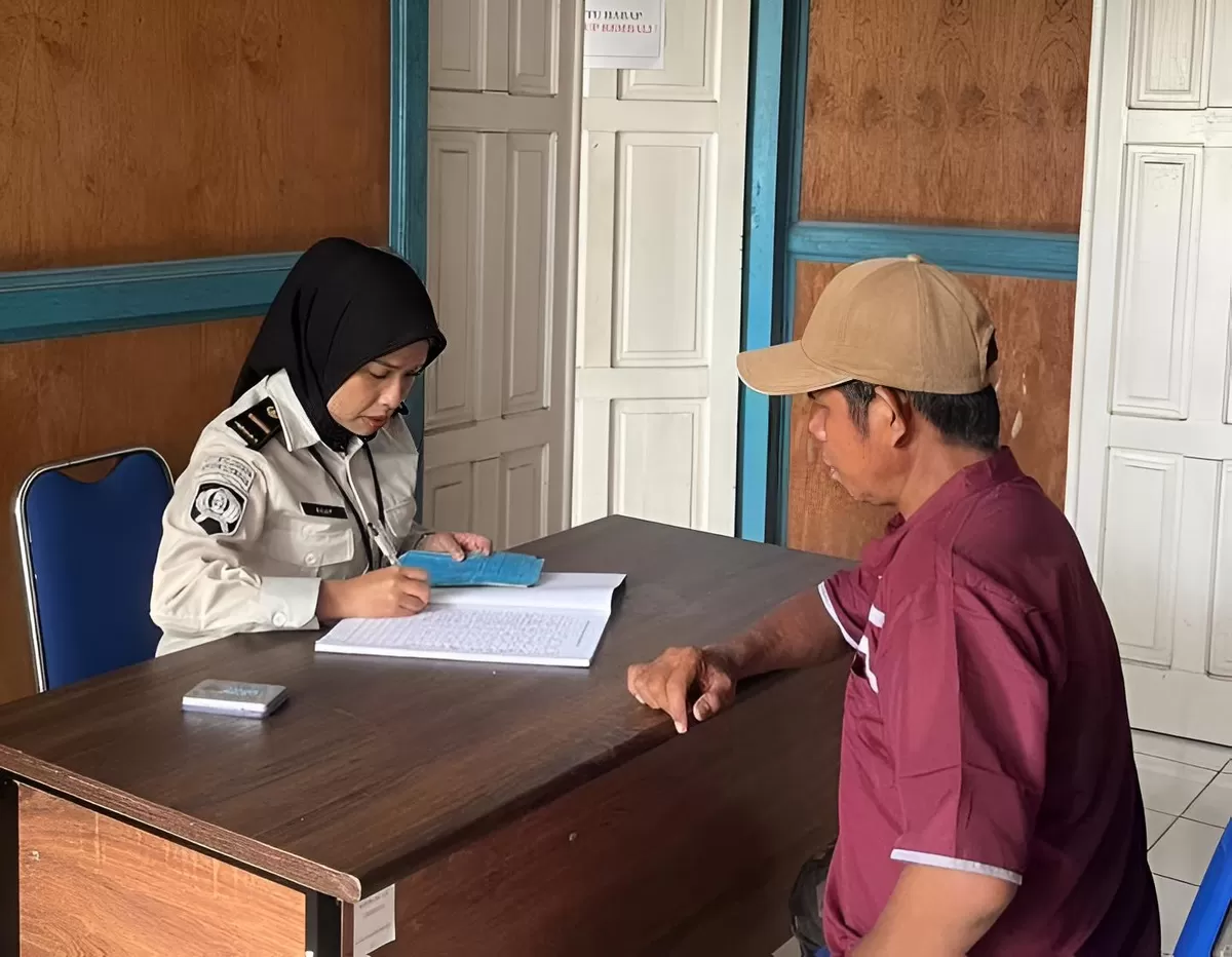 PK Bapas Muara Teweh Bersama Klien Wajib Lapor Program Reintegrasi Sosia