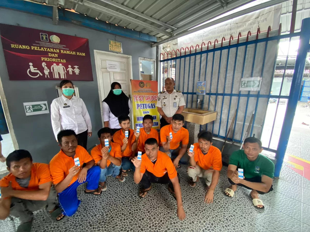 WBP Lapas Rantauprapat Saat Kegiatan Tes Urine