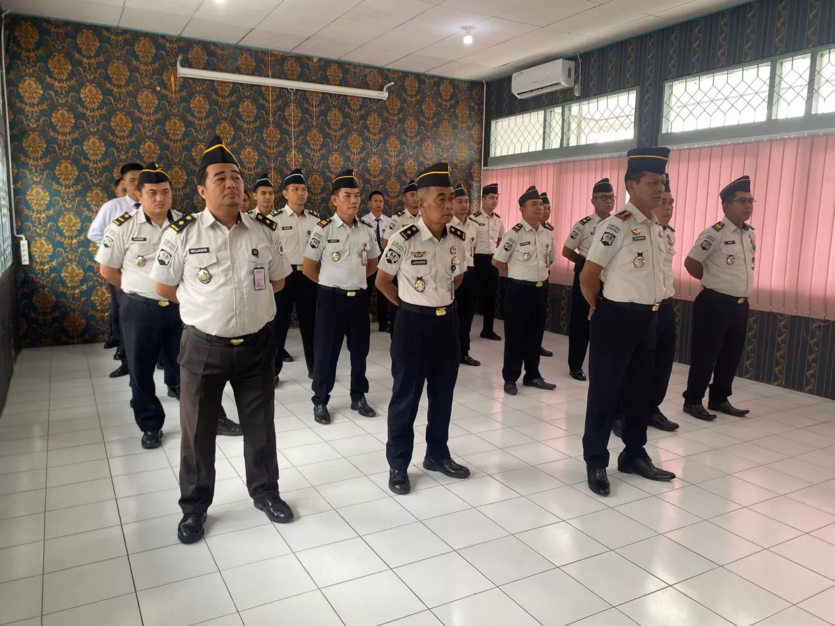 Kalapas Muara Teweh dan Jajaran Saat Ikuti Apel Siaga Hari Raya Nyepi dan Idul Fitri