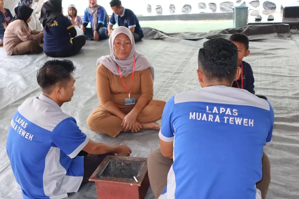 Warga Binaan Lapas Muara Teweh Saat Bersama Keluarga