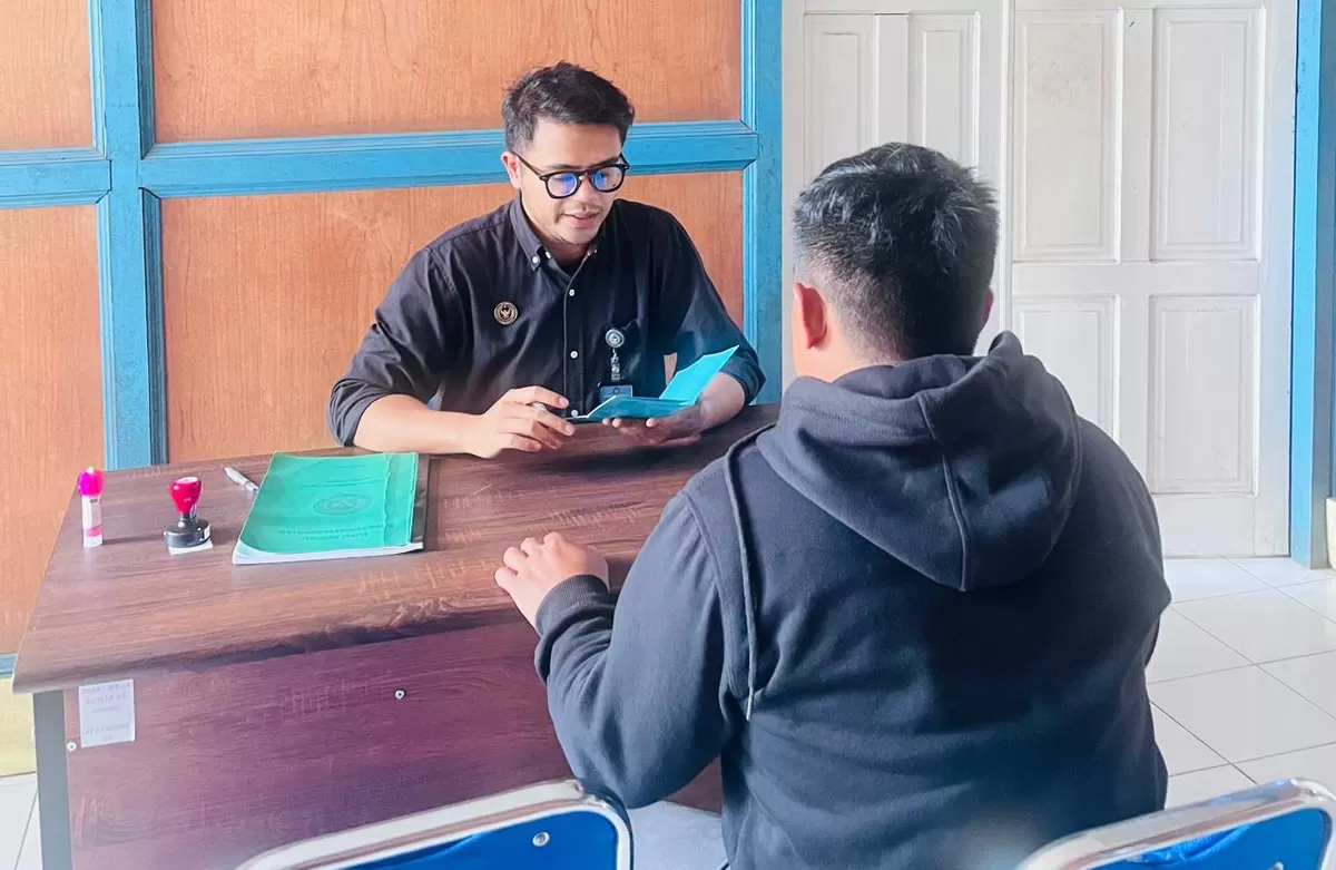 PK Bapas Muara Teweh Bersama Klien Wajib Lapor
