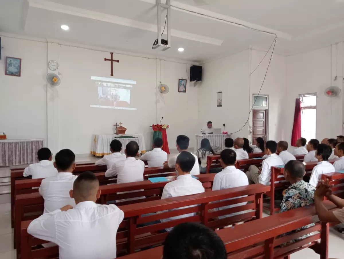 WBP Nasrani Lapas Gunungsi Saat Mengikuti Ibadah Jumat Agung