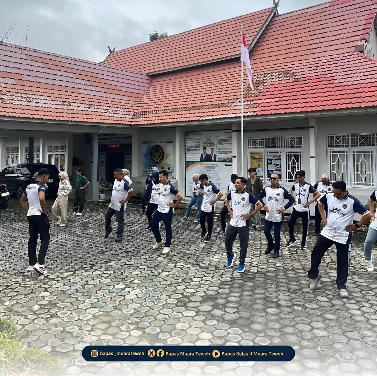 Jajaran Pegawai Bapas Muara Teweh Saat Senam Bersama