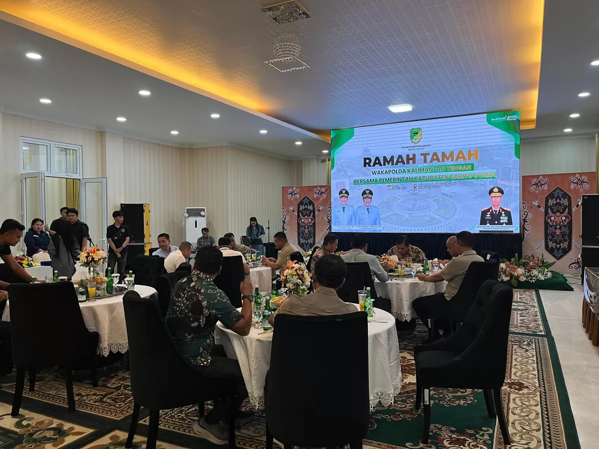 Kalapas Muara Teweh Saat Hadiri Ramah Tamah Wakapolda Kalteng