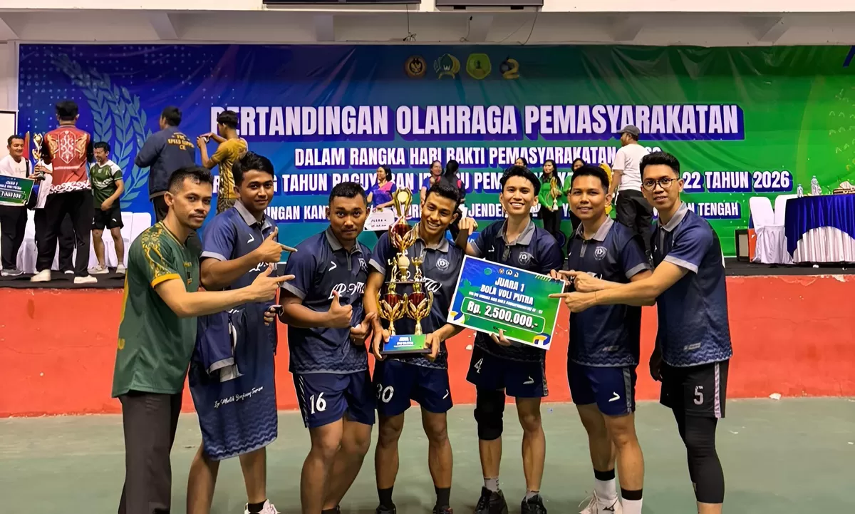 Petugas Lapas Muara Teweh dan Rekan Saat Meraih Juara I Lomba Bola Voli HBP ke-62