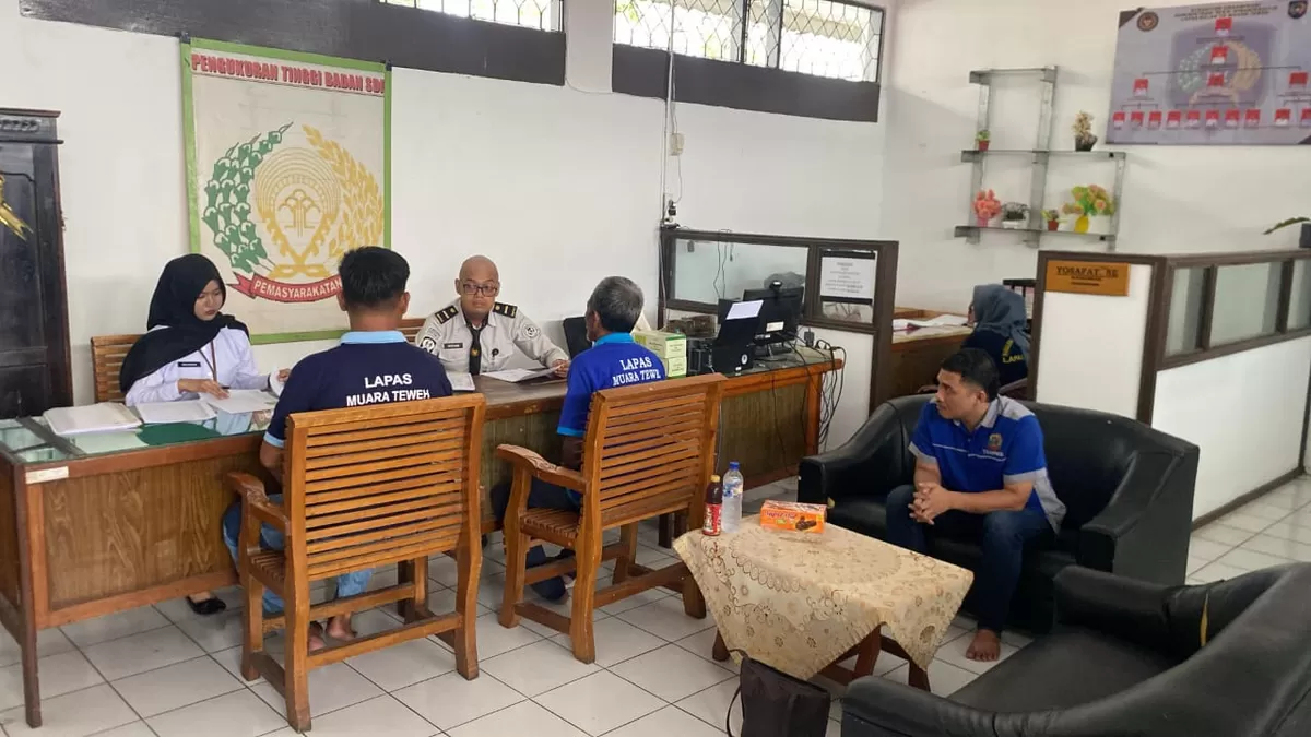 Warga Binaan Lapas Muara Teweh Saat Mengikuti Pembimbingan dari Bapas Muara Teweh