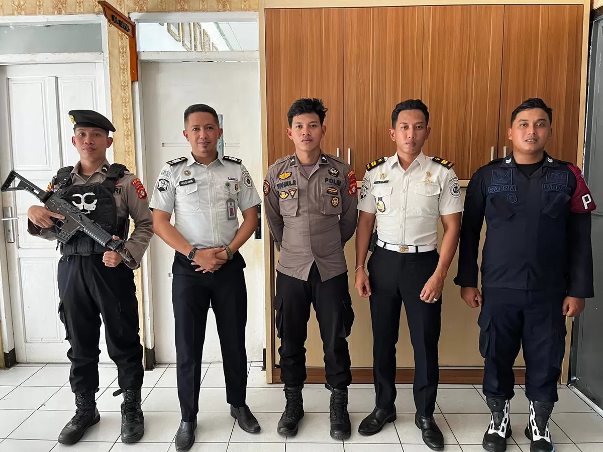 Ka. KPLP Lapas Muara Teweh dan Jajaran Bersama Personel Polres Barito Utara