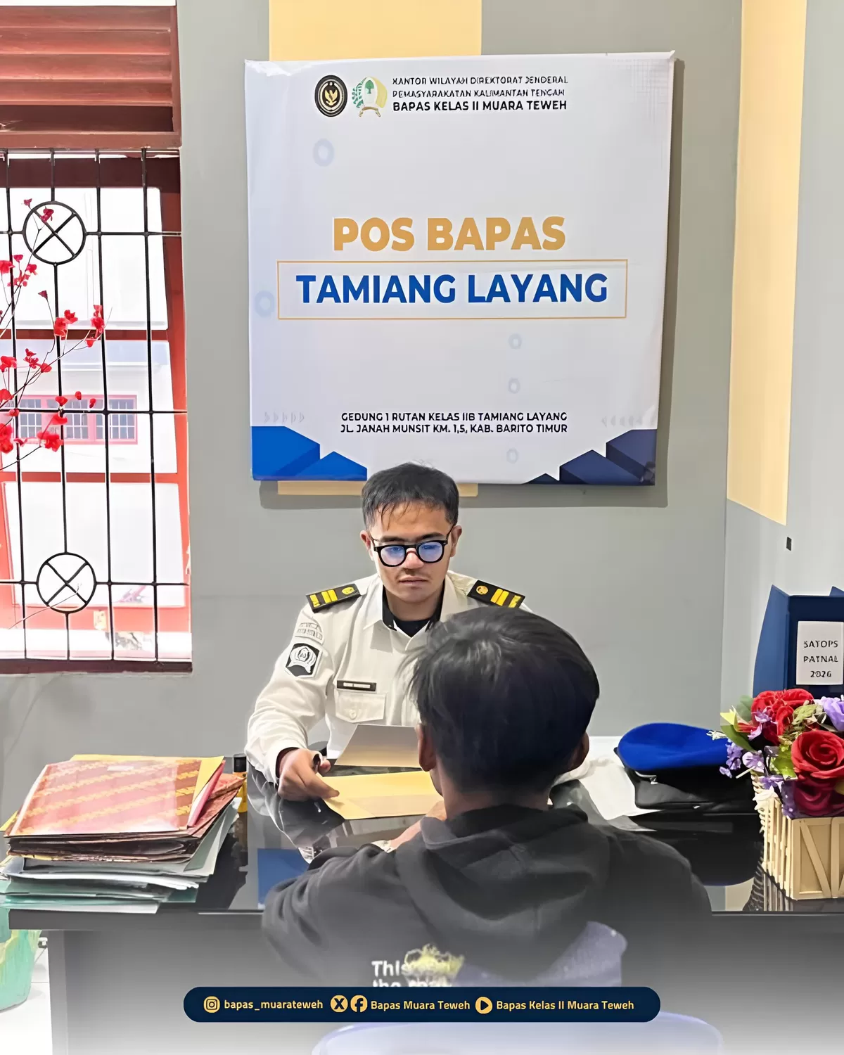 PK Bapas Muara Teweh Saat Kegiatan Layanan di Pos Bapas Tamiang Layang