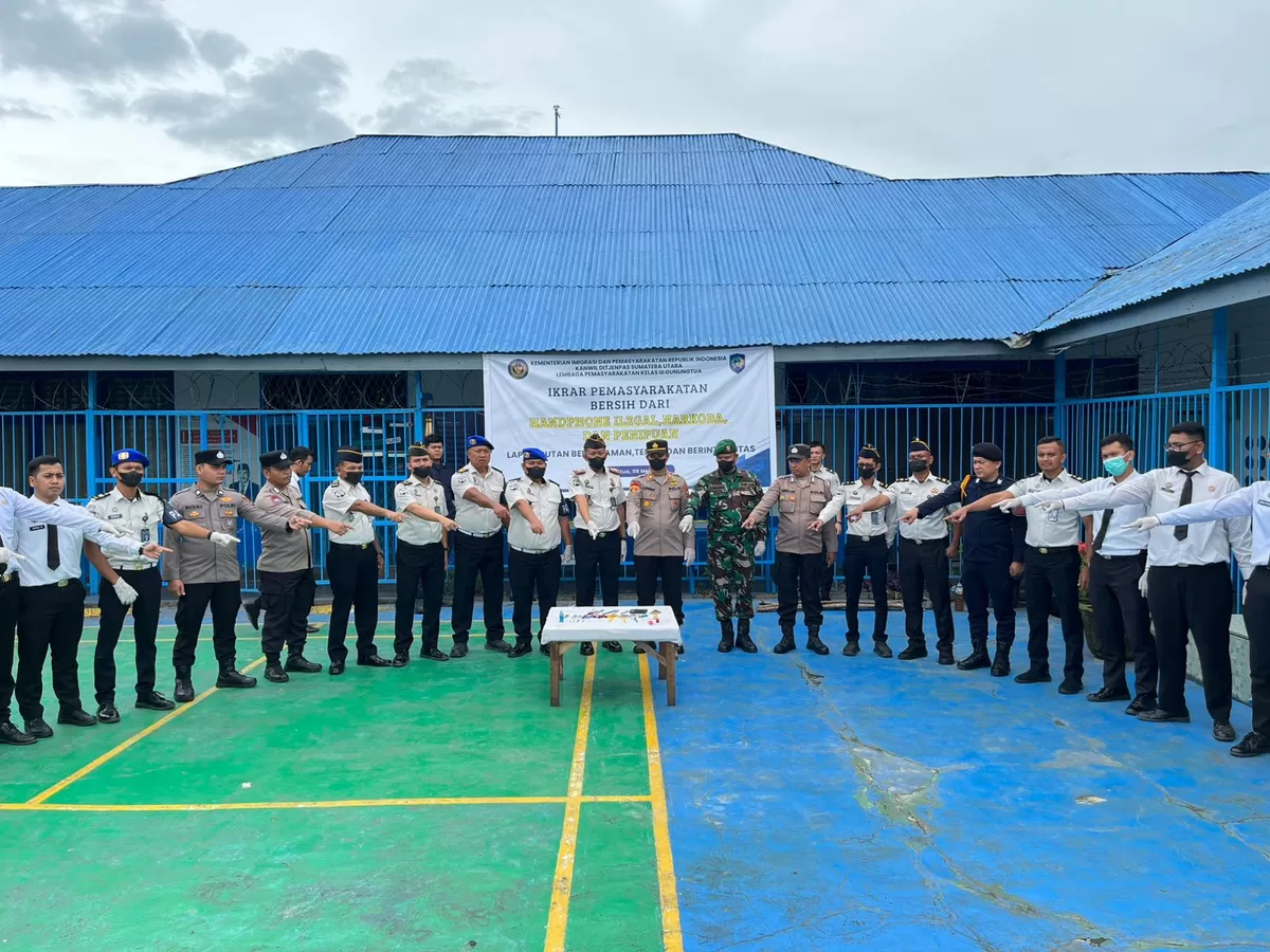 Kalapas Gunungtua dan Jajaran Saat Razia Gabungan Bersama APH