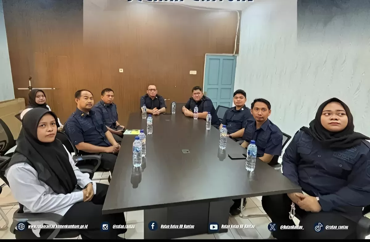 Karutan Rantau dan Jajaran Saat Mengikuti Sosialisasi Regulasi ZI dan Rencana Aksi Tahunan RB