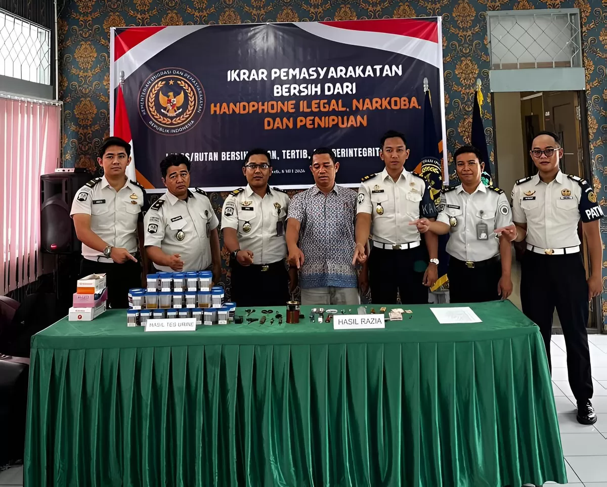 Jajaran Pengamanan Lapas Muara Teweh Saat Kegiatan Razia Insidentil