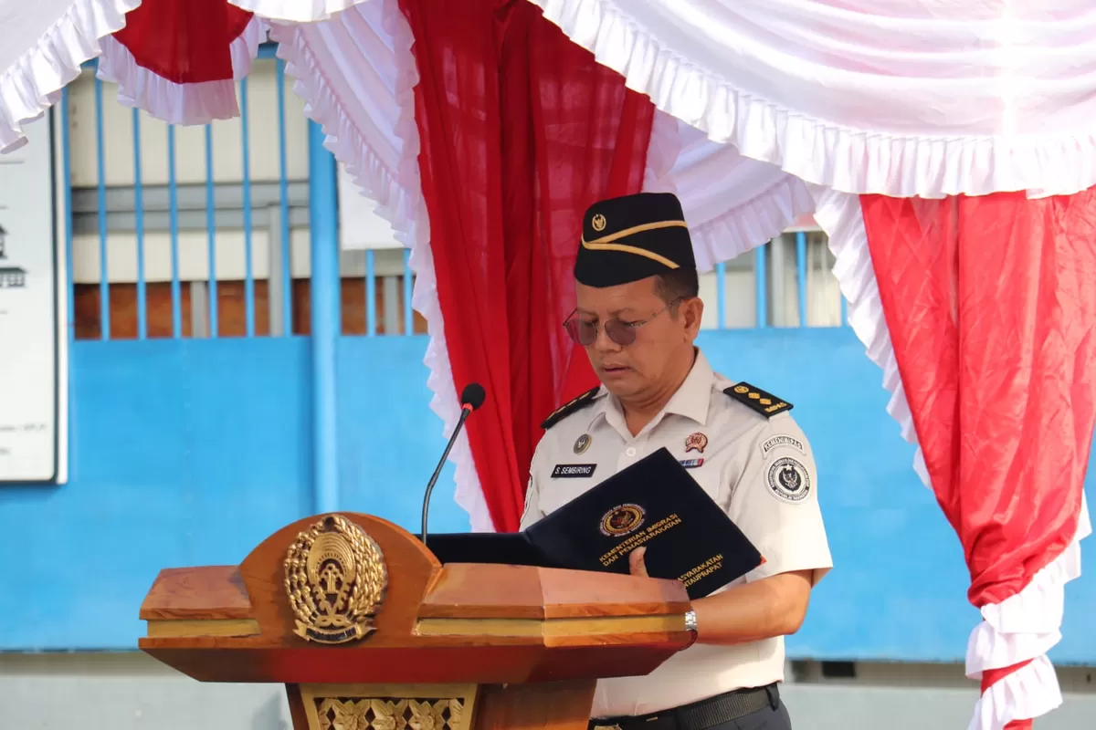 Kasi Adm Kamtib Lapas Rantauprapat Saat Pimpin Upacara Peringatan Harkitnas