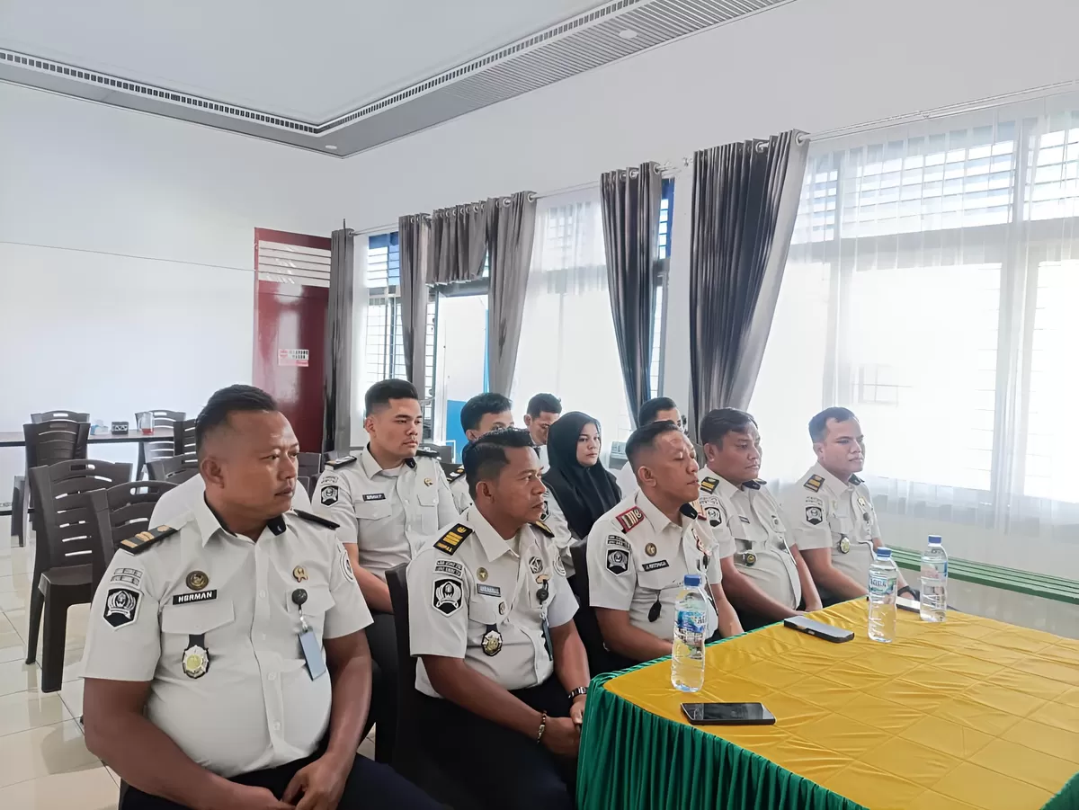 Kalapas Gunungtua dan Jajaran Saat Mengikuti Rapat Anev
