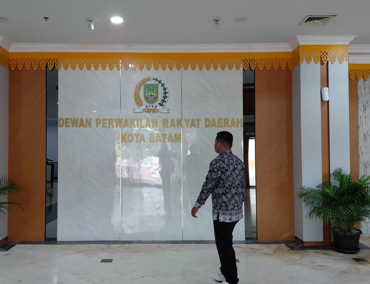 Tim Media Nawacita Indonesia ketika mendatangi Kantor DPRD Kota Batam  (Bazo Nawacita)