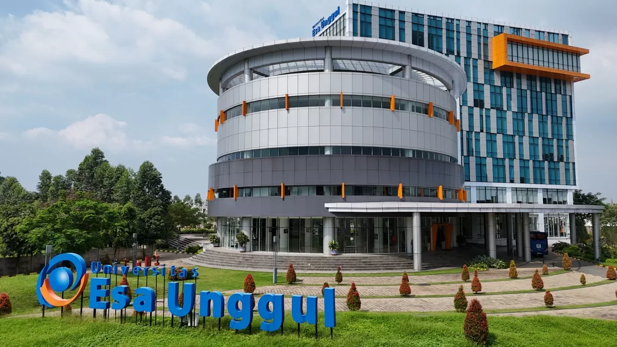 Gedung Universitas Esa Unggul  (Istimewa)