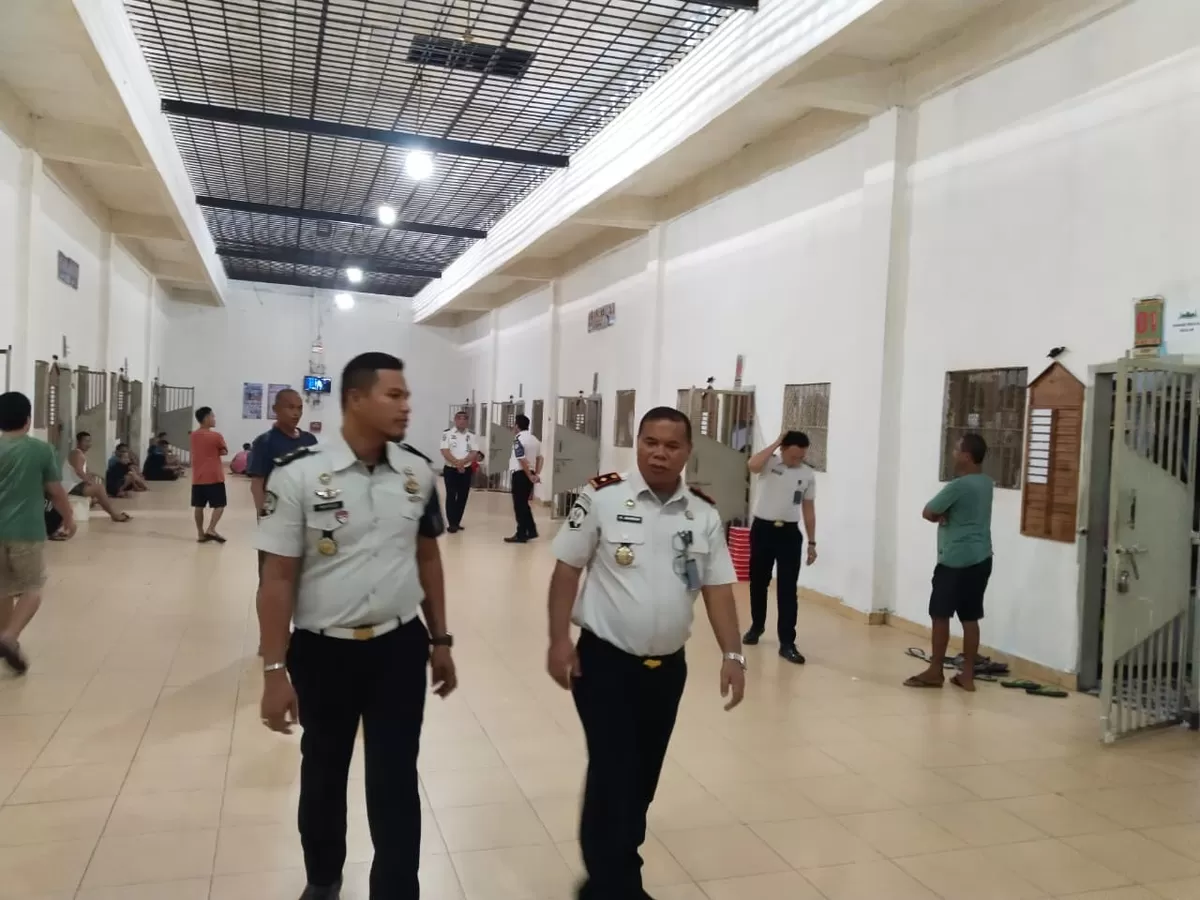 Kalapas Gunungsitoli dan Jajaran Saat Kegiatan Kontrol Keliling