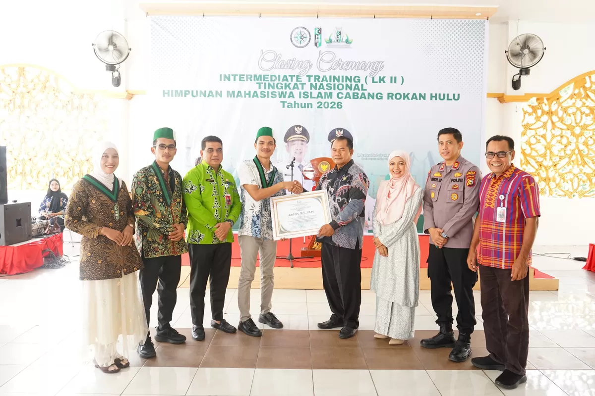 Foto HMI Cabang Rokan Hulu Sukses Gelar Intermediate Training LK II Tingkat Nasional, Acara Penutupan Dihadiri Staf Ahli Bupati Margono  (NAWACITAPOST.COM)
