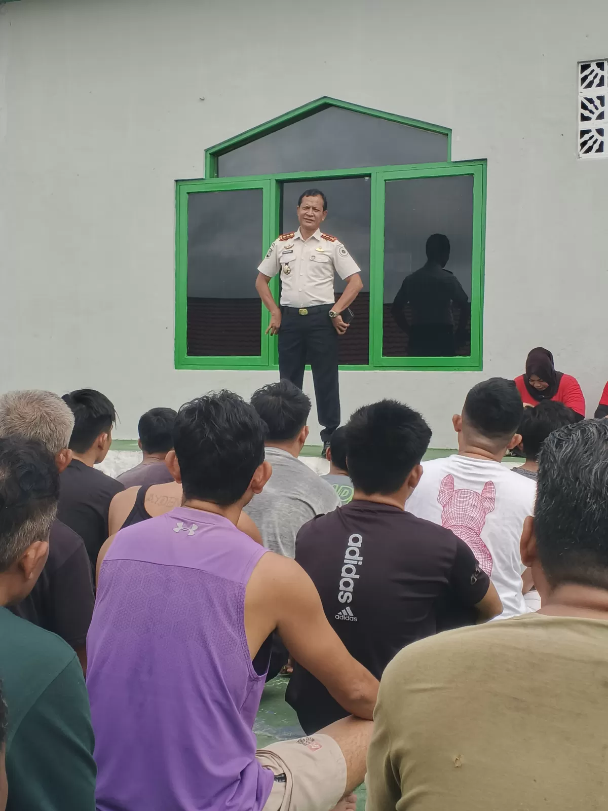 Kalapas Muara Teweh Saat Memberikan Pengarahan kepada Warga Binaan