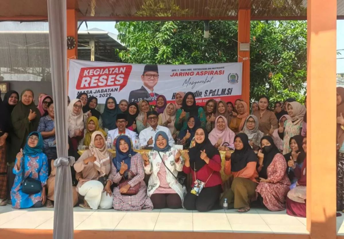 Dokumentasi foto bersama ketika kegiatan reses Alimudin anggota Komisi IV DPRD Kota Bekasi fraksi PKS (Istimewa)