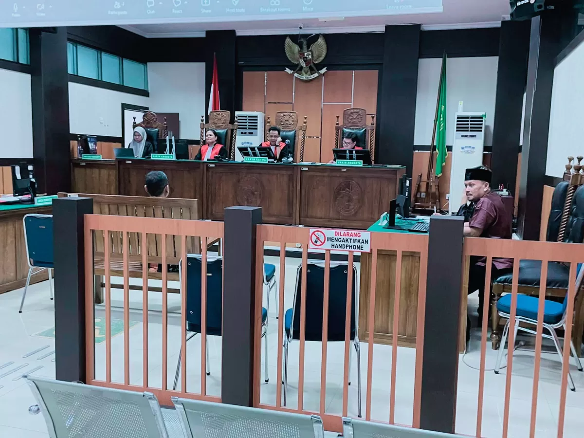 Foto: Sidang di PN Pasir Pengaraian, Keterangan Tiga Saksi Menguat di Persidangan, Dugaan Penggelapan Mobil Xenia PT.Torganda (NAWACITAPOST.COM)