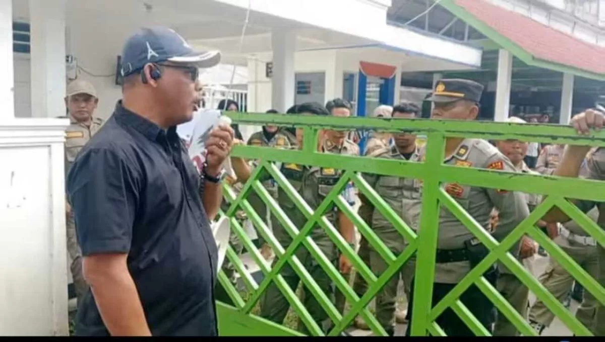 Saut MT Harahap ketika menjadi orator aksi  (Istimewa)
