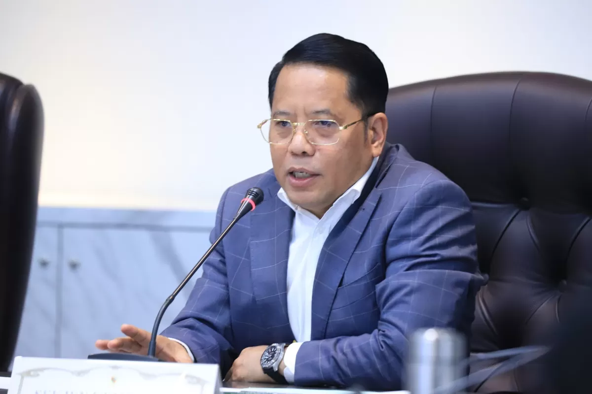 Caption foto: Menag Nasaruddin Umar memilih fokus menjalankan tugas membantu Presiden Prabowo di tengah dukungan agar maju sebagai calon Ketua Umum PBNU pada Muktamar ke-35 NU di Jombang.