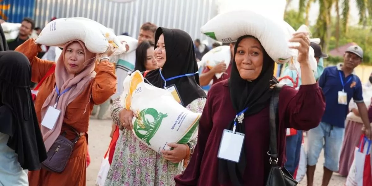 Menelusuri cara mendapatkan bantuan sosial (bansos) pangan beras seberat 30 kilogram yang mulai disalurkan pada September 2026. Berikut ulasannya. (Dok. Bapanas)