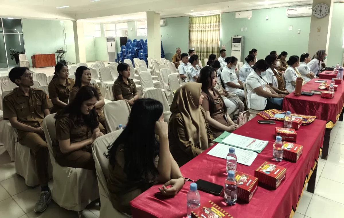 Peserta OJT Kegawatdaruratan Maternal dan Neonatal mengikuti kegiatan pelatihan yang digelar Dinkes Nias Barat bersama RSUD dr. M. Thomsen Nias.
