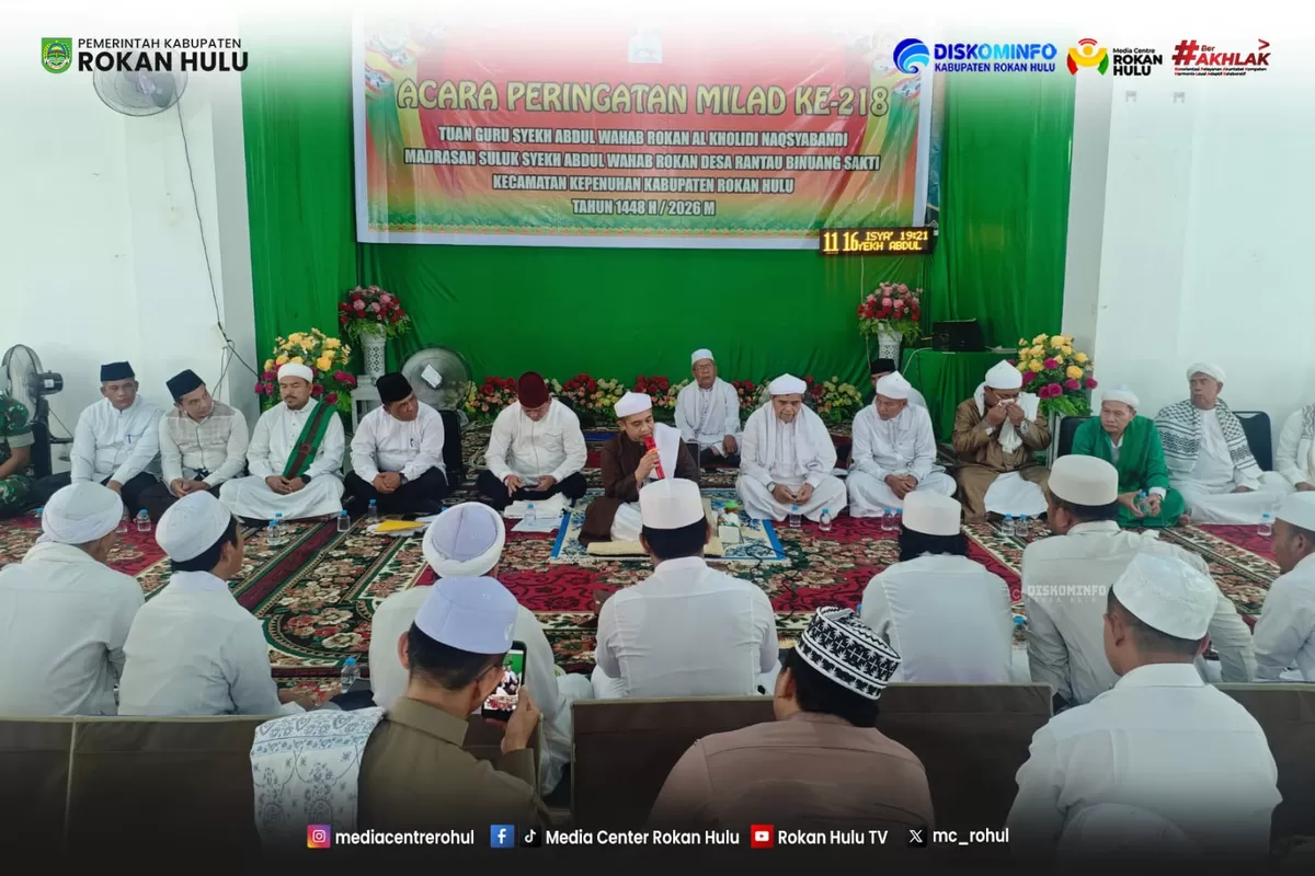 Foto Acara : Puncak Milad Syeikh Tuan Guru Syeikh Abdul Wahab Rokan, Pemkab Rohul Perkuat Syiar Dan Pelestarian Wisata Religi  (Diskominfo Rohul )