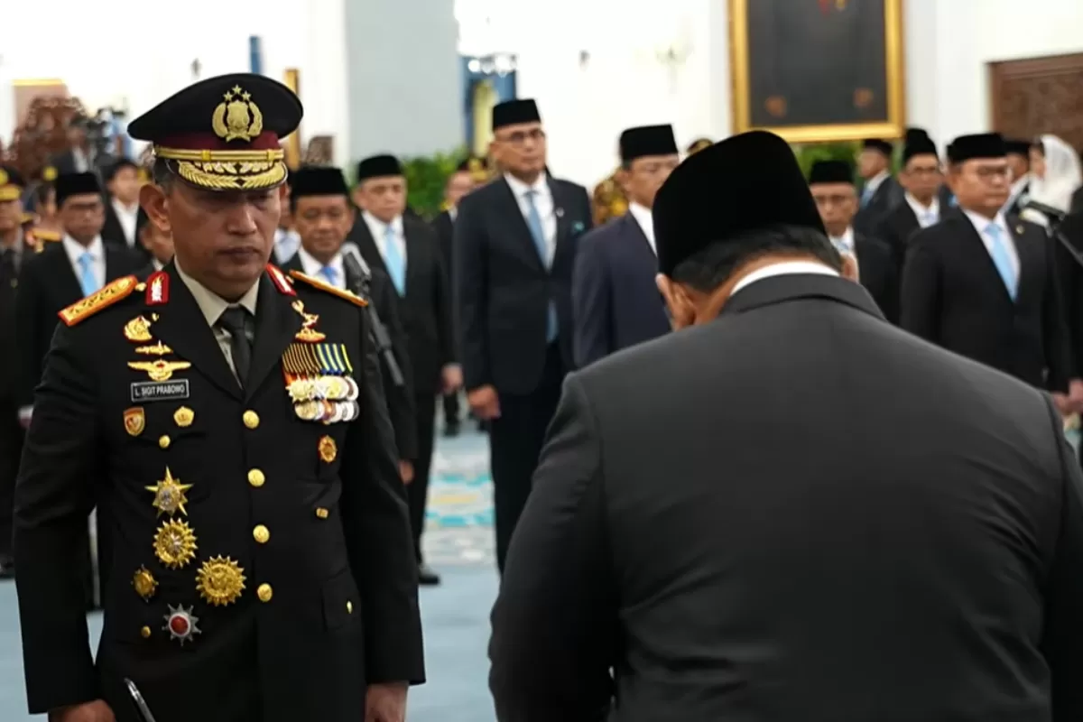 Listyo Sigit menerima jabatan sebagai Kepala Staf Kepresidenan (KSP) usai kedudukannya sebagai Kapolri digantikan Komjen Pol. Suyudi Ario Seto. (Youtube/Sekretariat Presiden)