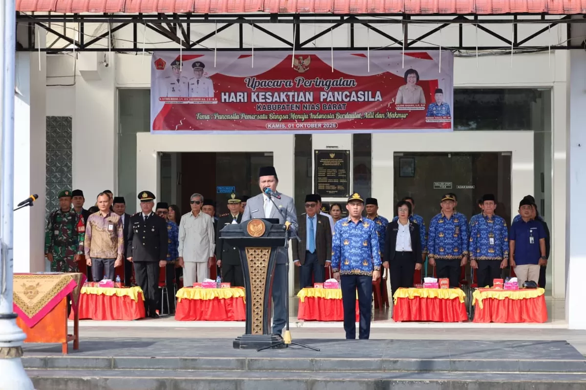 Bupati Nias Barat Dr. Eliyunus Waruwu memimpin upacara peringatan Hari Kesaktian Pancasila 2026 di halaman Kantor Bupati Nias Barat, Kamis (1/10/2026).